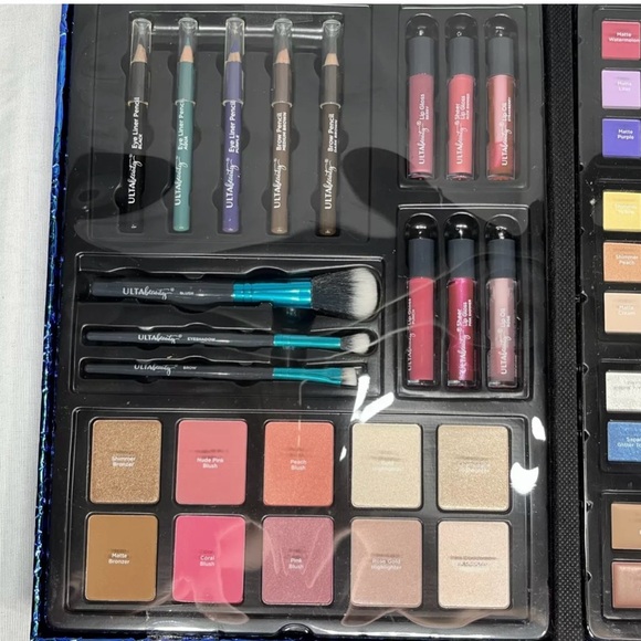 ULTA Beauty Box Prism Edition Holographic 92 Pieces Collection NWT! - Picture 4 of 12